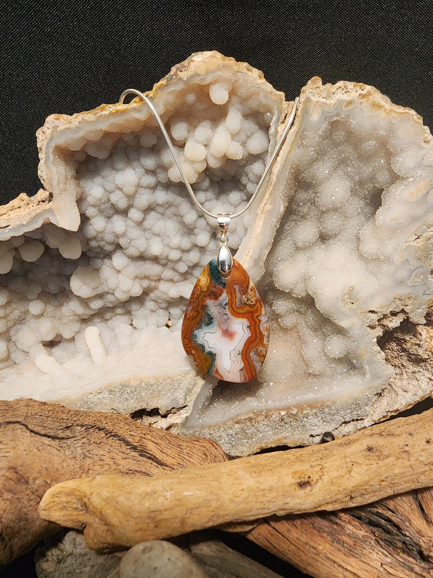 Moroccan Agate Pendant #118