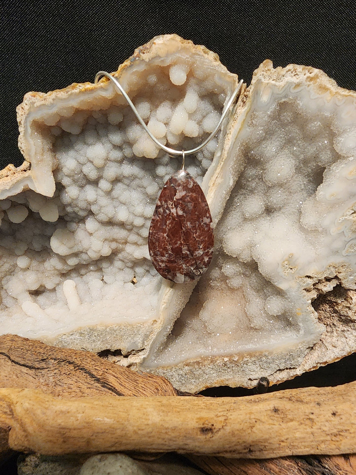 Mooseblood Kona Dolomite Pendant #114