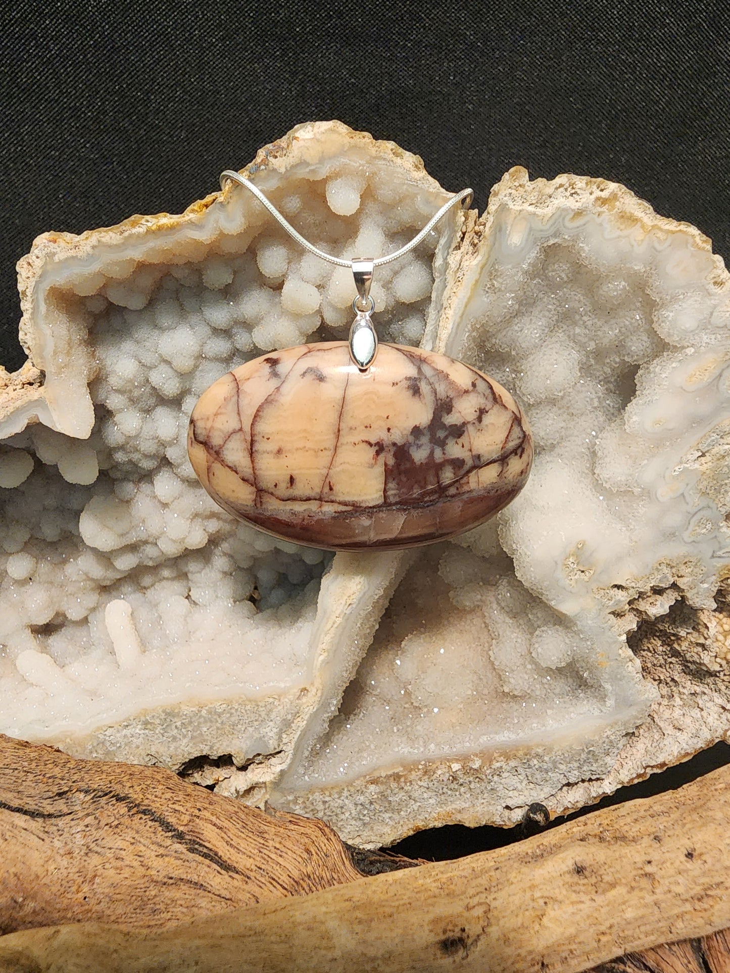 Picture Kona Dolomite Pendant #124