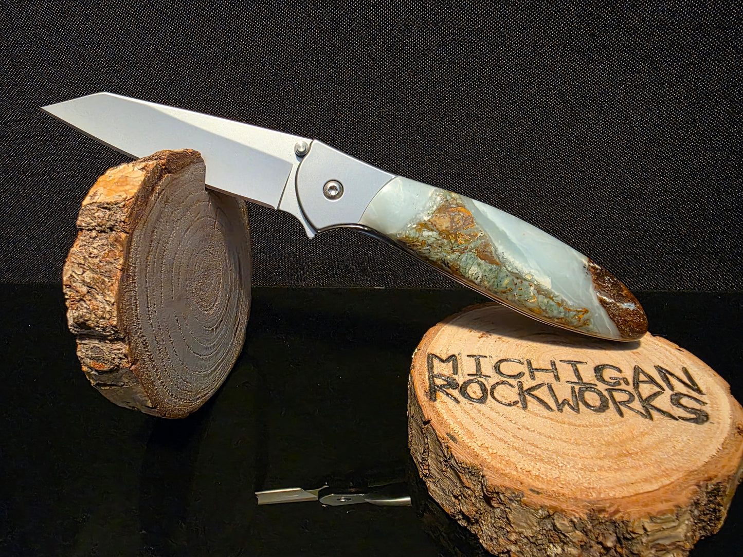 BC Ocean Picture Stone Kershaw Random Leek - Model 1660R #151