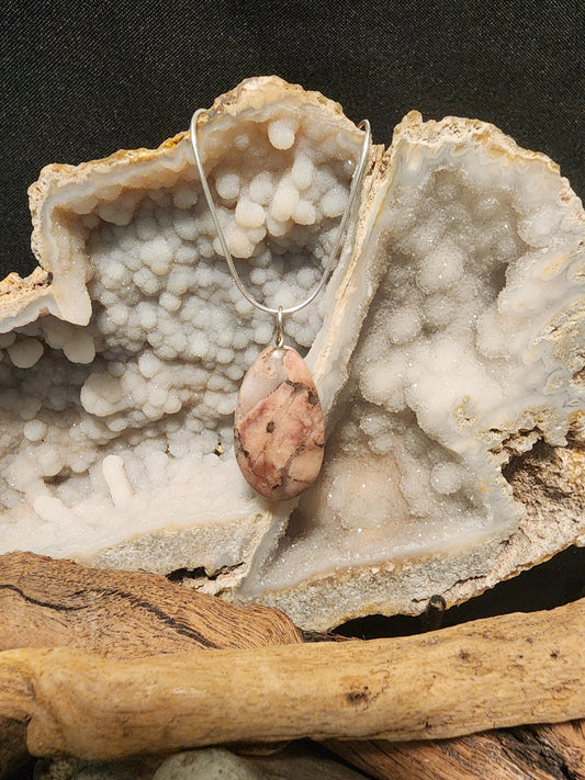 Kona Dolomite Pendant #115