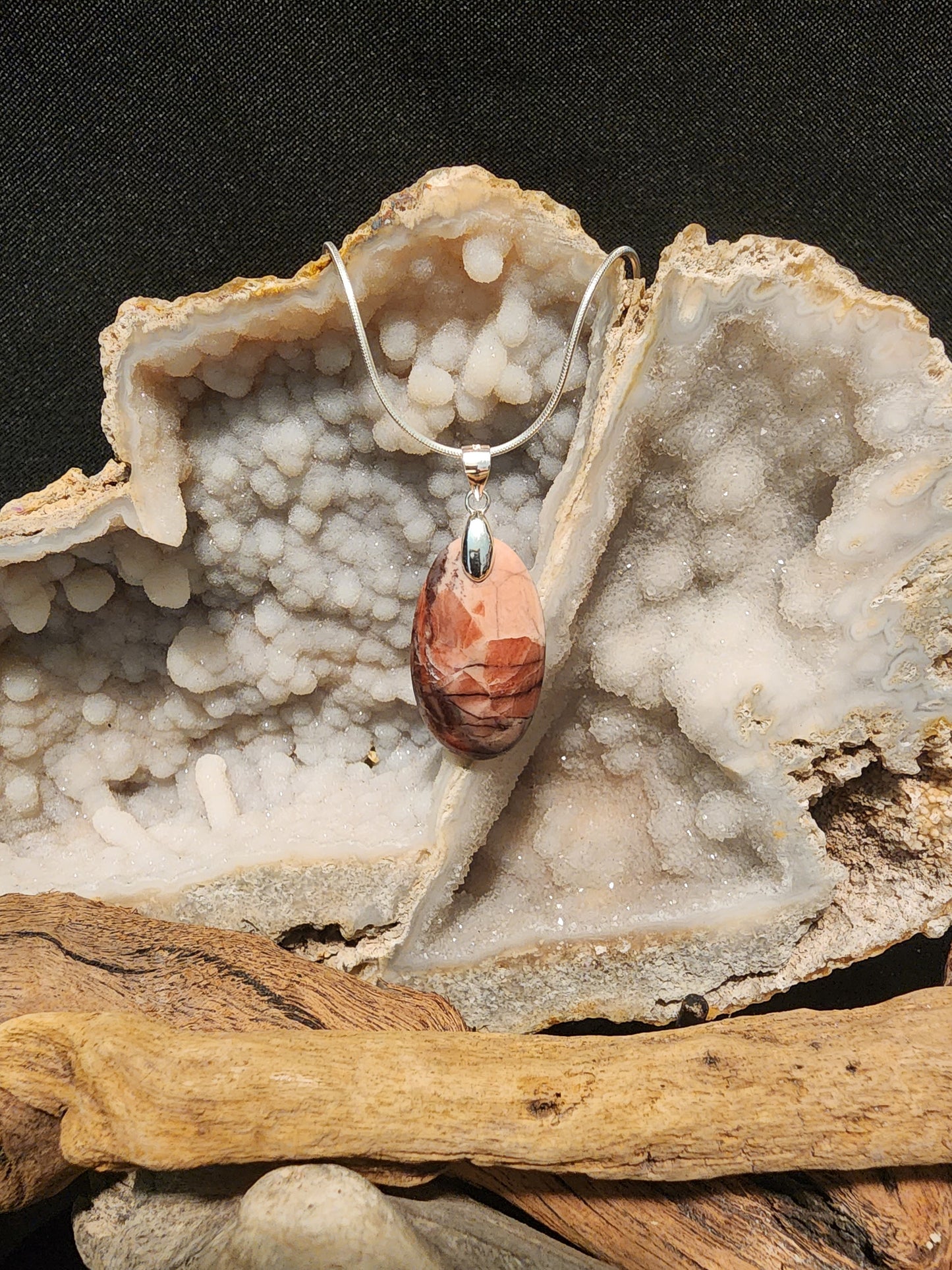 Mooseblood Kona Dolomite Pendant #112