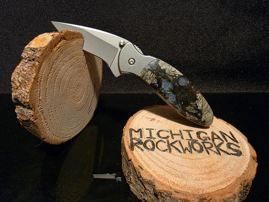 Blue Opal Rhyolite on Kershaw Chive Pocket Knife #139