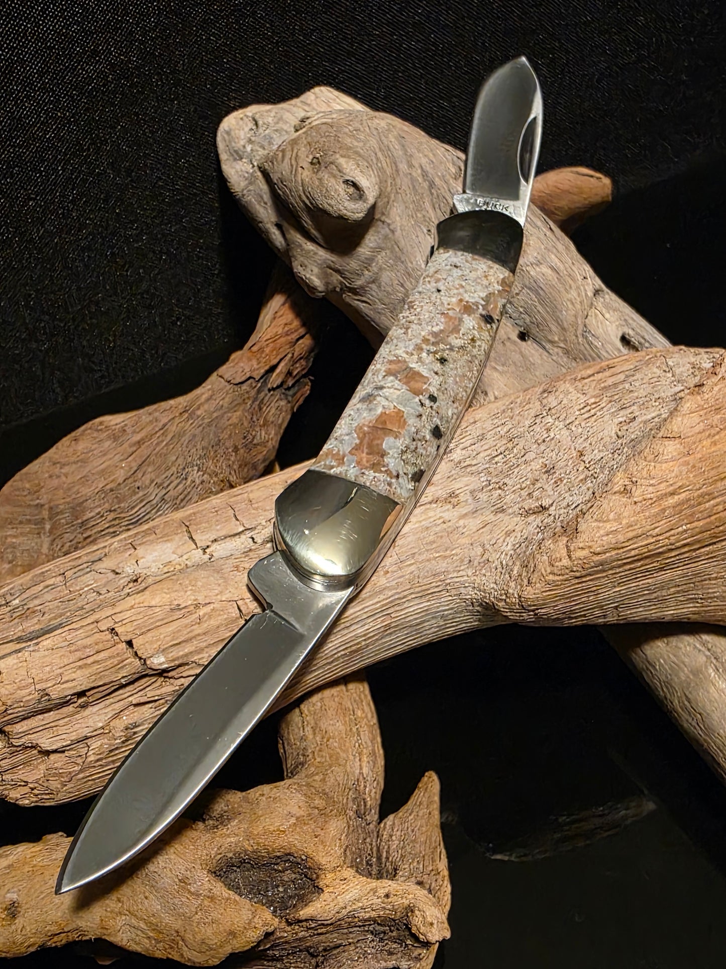 Yooperlite Buck Canoe Folding Pocket Knife #158