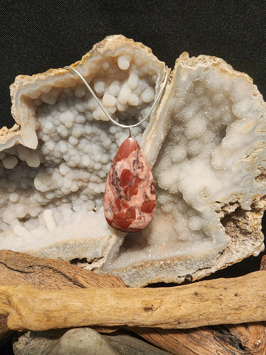 Mooseblood Kona Dolomite Pendant #113