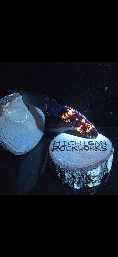 Yooperlite Kershaw Chive Folding Pocket Knife #141